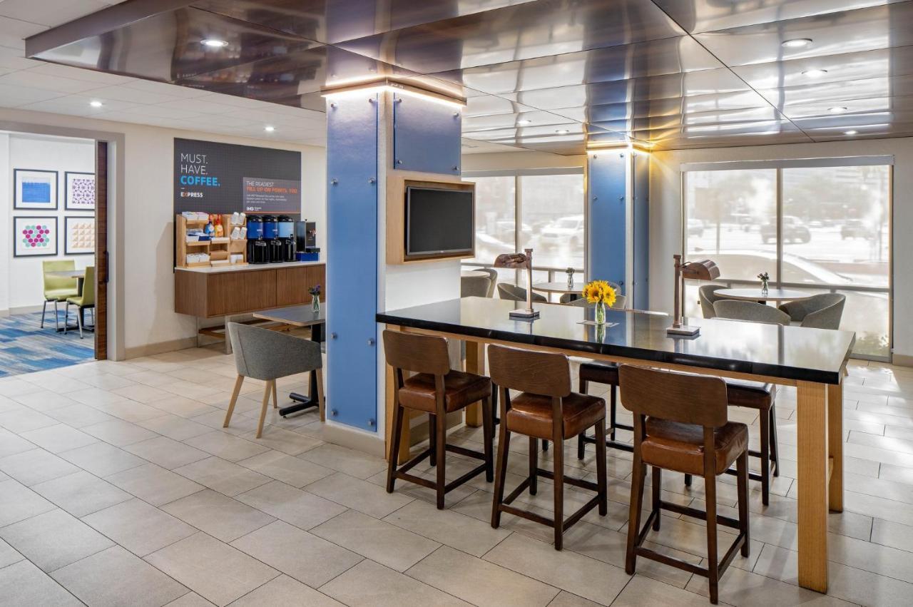 Holiday Inn Express New Orleans Downtown By Ihg Zewnętrze zdjęcie