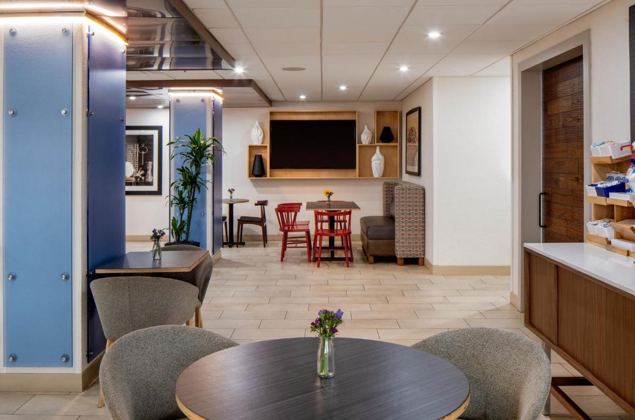Holiday Inn Express New Orleans Downtown By Ihg Zewnętrze zdjęcie