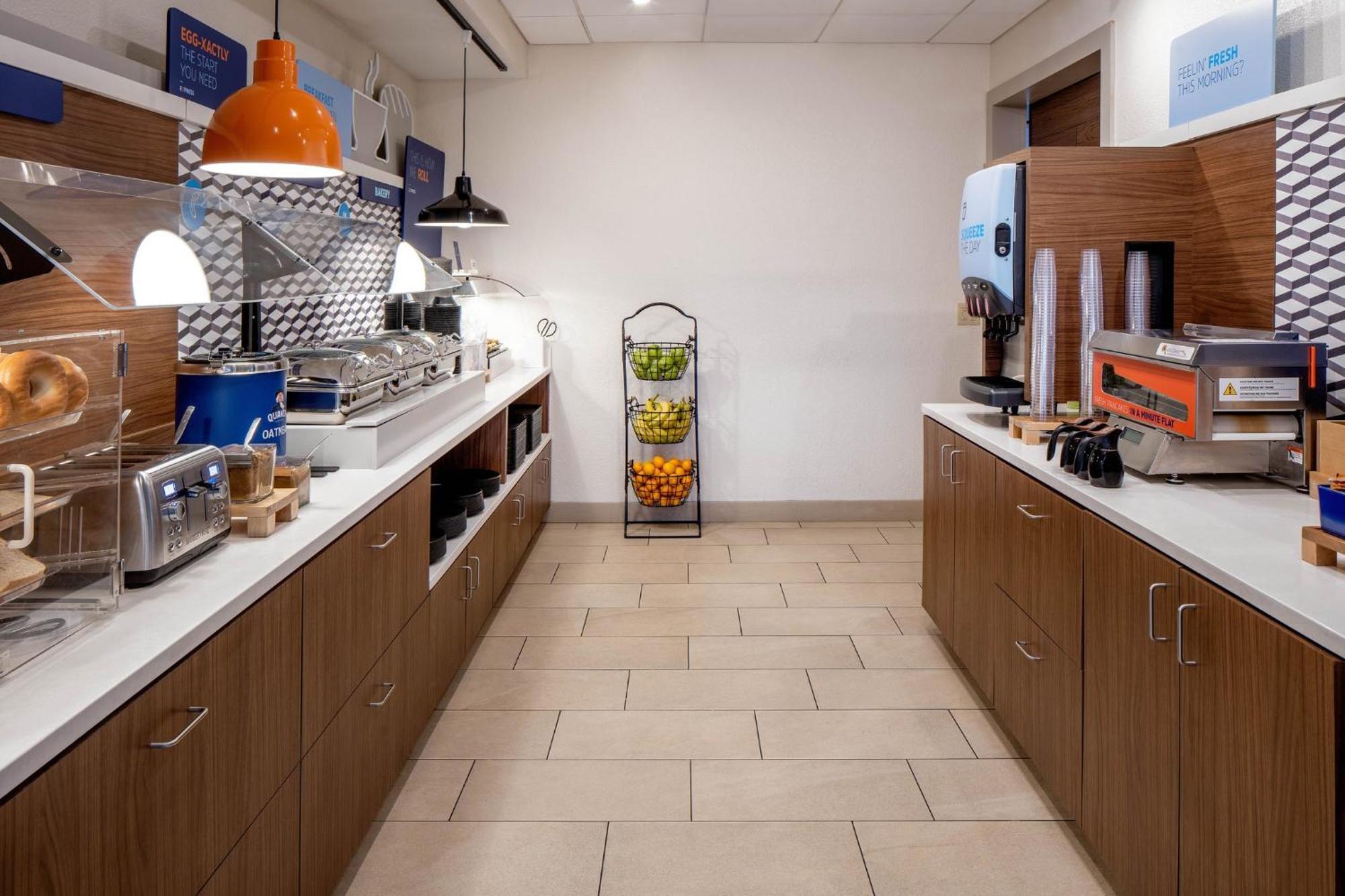 Holiday Inn Express New Orleans Downtown By Ihg Zewnętrze zdjęcie